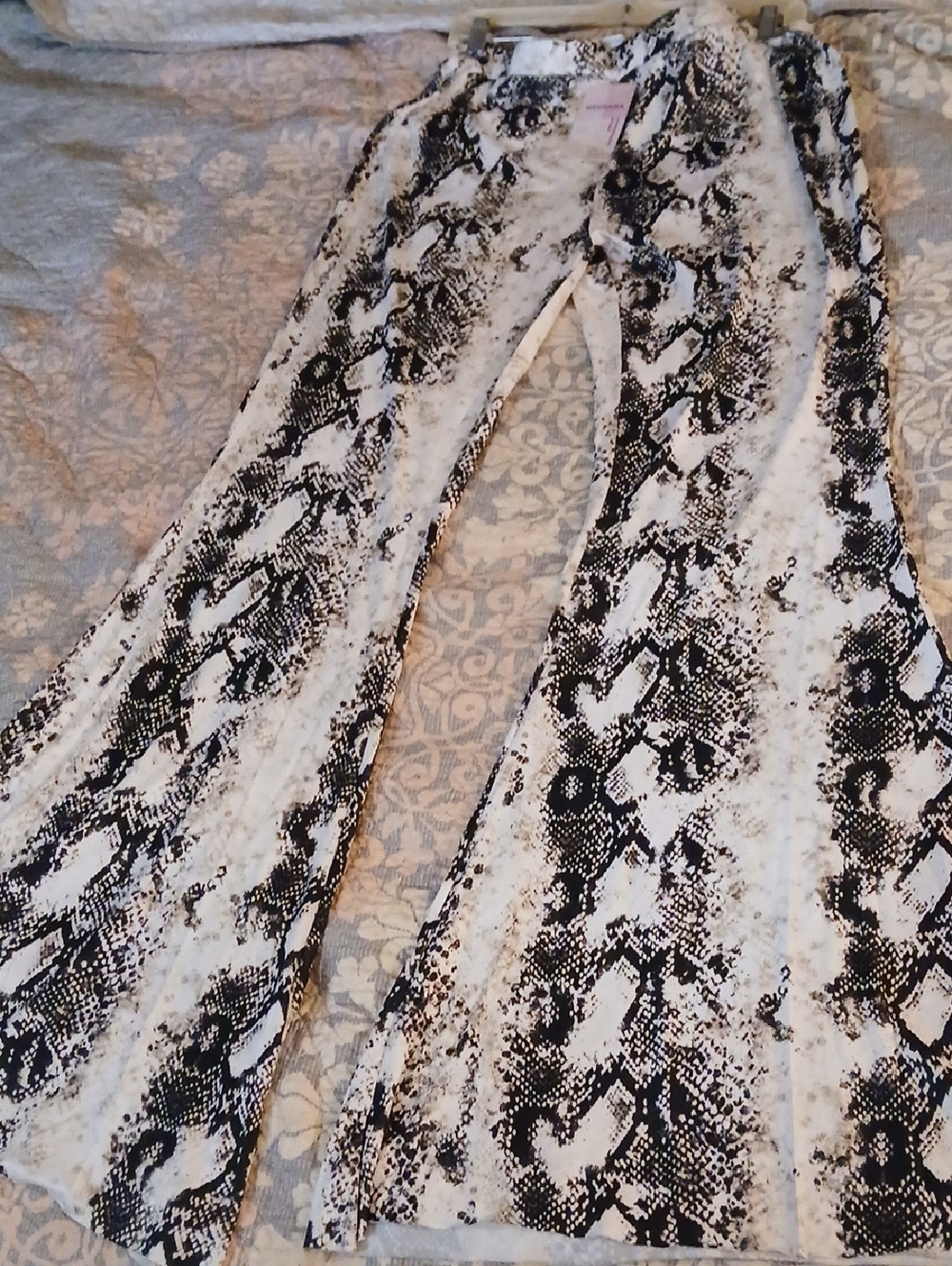 Women's Black & White Snake-Print Flare Pants